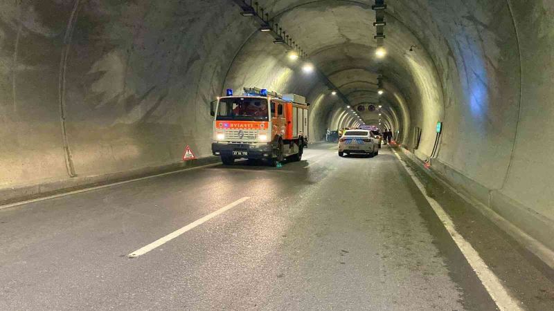 Zonguldak-İstanbul karayolunda 3 araç birbirine girdi: 1 yaralı
