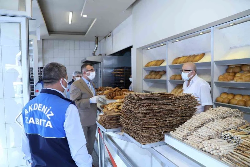 Akdeniz zabıtası fırın ve restoranları denetledi
