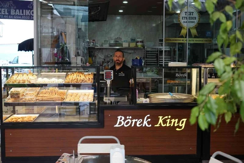 Güvenlik kamerasını çaldıktan sonra iş yerine girdi
