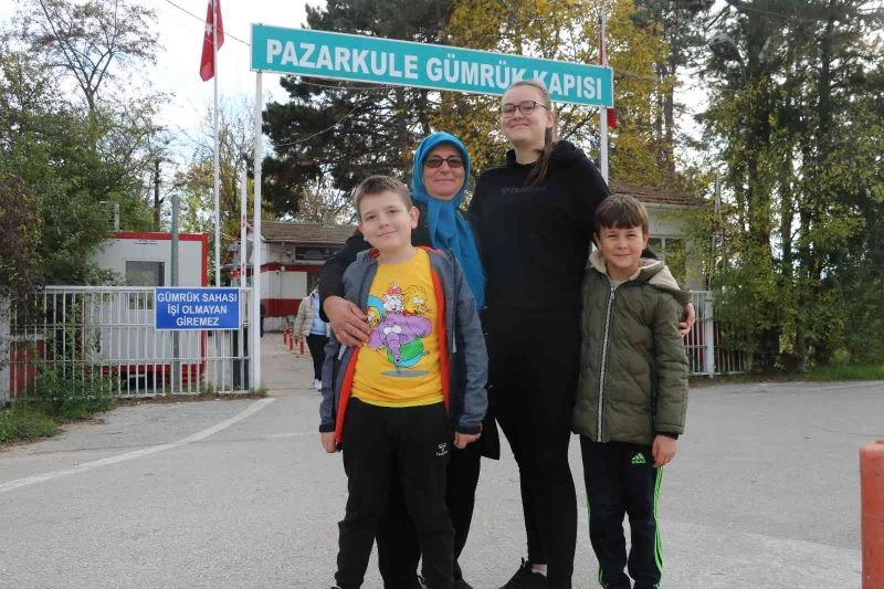 Pazarkule Sınır Kapısında 