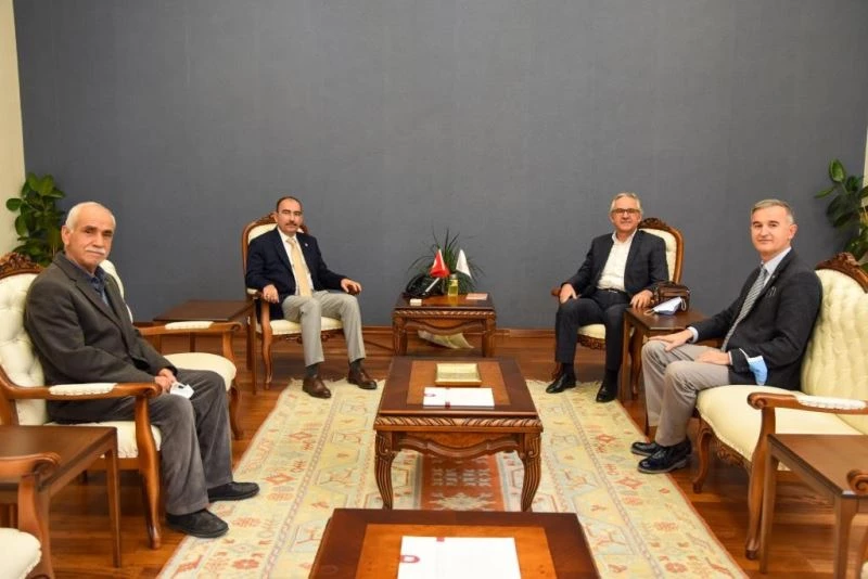 Rektör Beydemir, DP İl Başkanı Balta’yı makamında ağırladı
