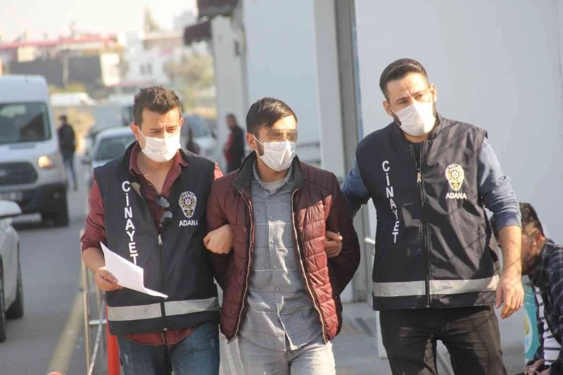 Yolda bekleme tartışması kanlı bitti
