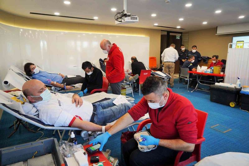 Küçükoğlu Holding’ten “Gönüllü kan bağışı” kampanyası
