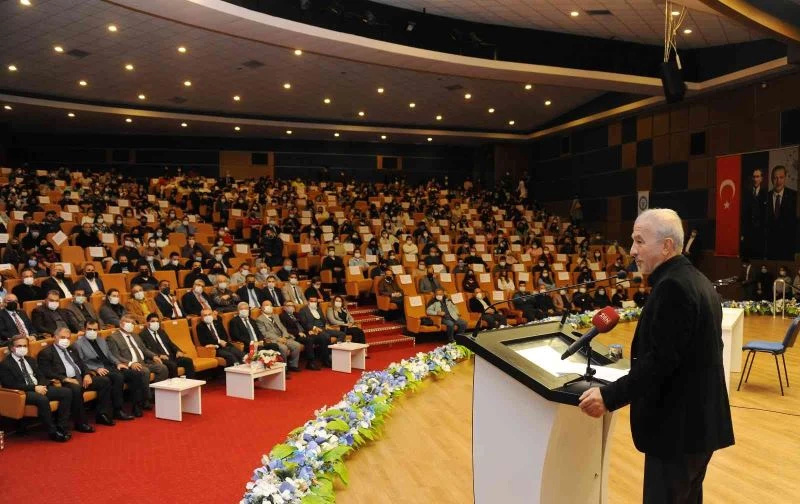 Prof. Dr. Naci Bostancı, öğrencilerle bir araya geldi
