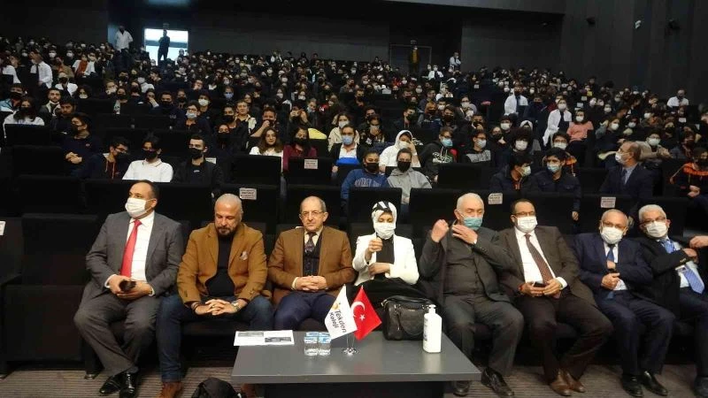 Mete Yarar Tekden Koleji’nde
