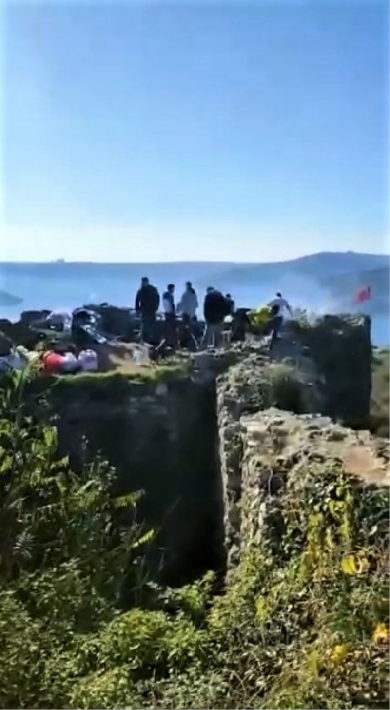 Beykoz’da gençlerin utandıran eğlencesi: Tarihi kalede mangal yaktılar
