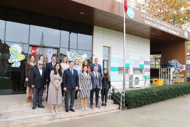 Büyükşehir öğretmenlerini unutmadı
