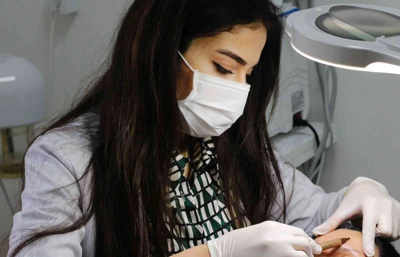 Uzman estetiysen Dalmış: “Microblading zannedilenden daha faydalı bir operasyondur”
