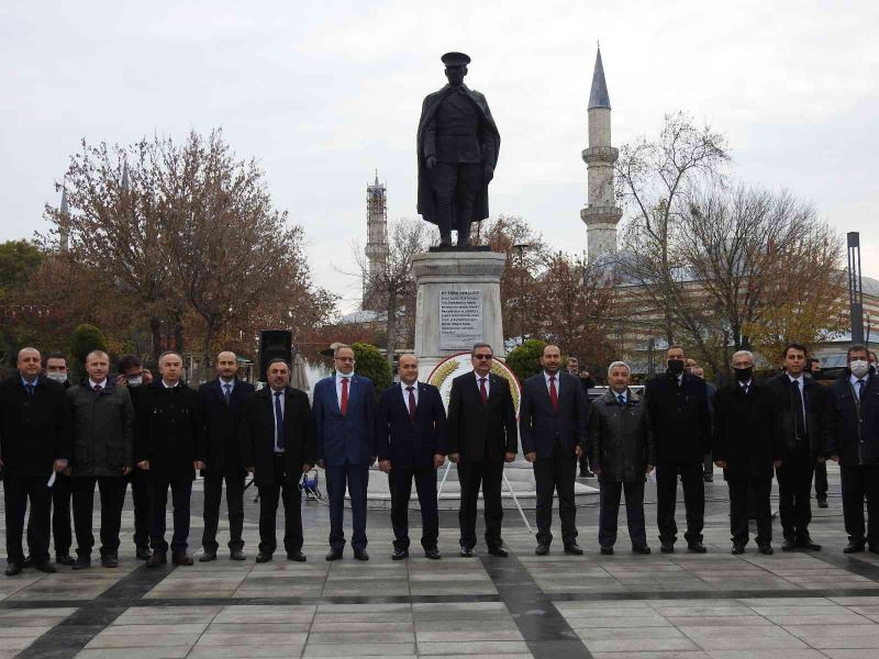 Edirne’de ’24 Kasım Öğretmenler Günü’ törenle kutlandı
