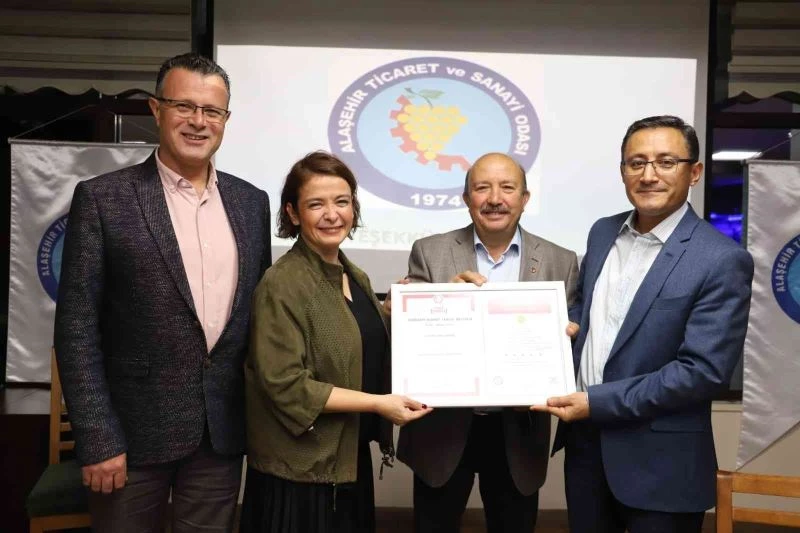 Coğrafi işaret alan Alaşehir asma yaprağı için toplandılar
