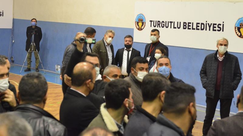 Turgutluspor kongresi 1 Aralık gününe ertelendi
