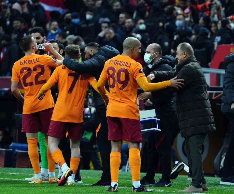 UEFA Avrupa Ligi: Galatasaray: 4 - Marsilya: 2 (Maç sonucu)