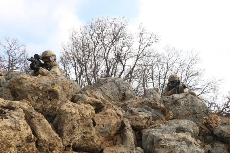 Tunceli’de terör operasyonunda 67 sığınak ve 5 mağara imha edildi

