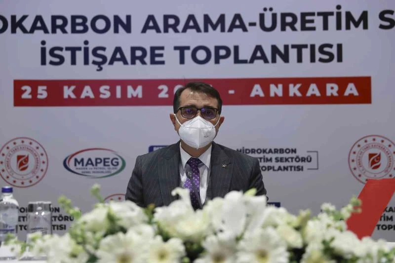 Bakan Dönmez: “1982 yılında kapatılan Varınca-1 kuyumuzu günlük 3 bin varilin üzerinde bir üretimle devreye aldık”
