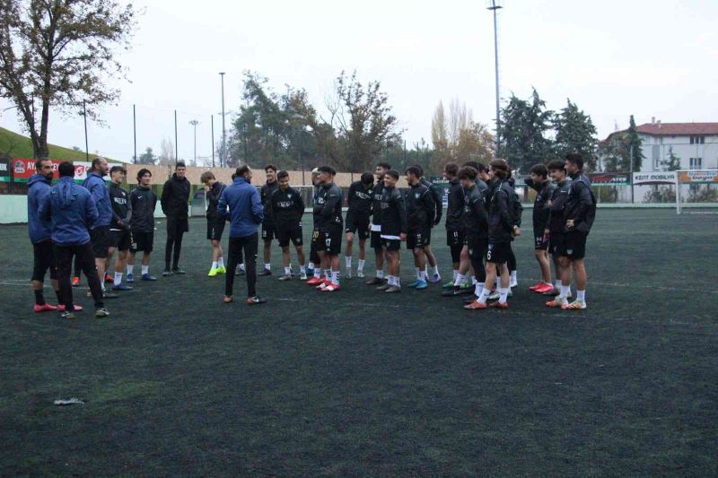 Denizlispor’un geleceğini kurtaracak futbolcular yetişiyor
