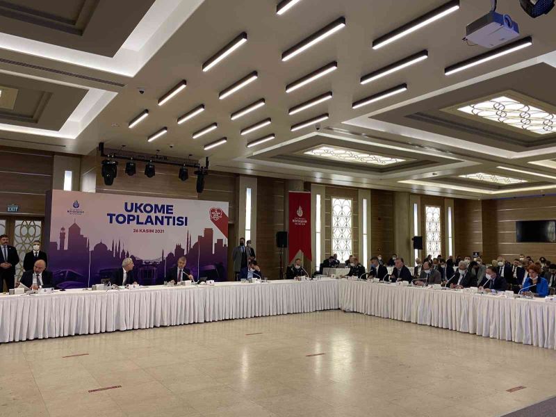 İstanbul’da toplu ulaşıma yüzde 25’lik zam teklifi Aralık ayına bırakıldı
