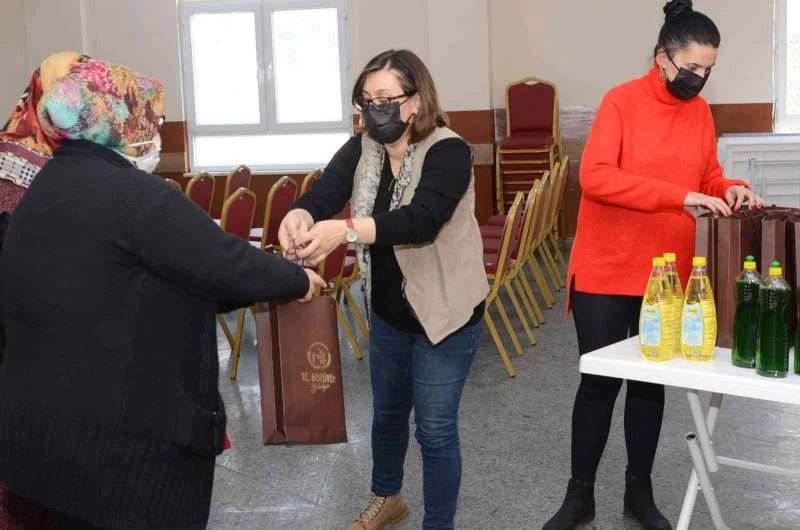 Ev hanımlarına yangın ve geri dönüşüm semineri
