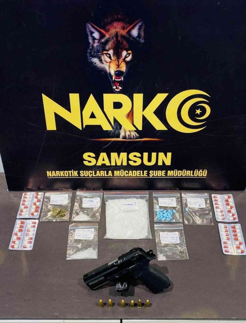Samsun’da uyuşturucu ticaretinden 2 kişiye gözaltı
