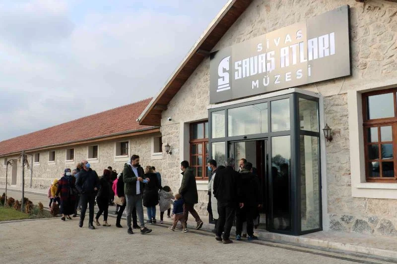 Eşi benzeri yok, açılmadan 15 bin kişi ziyaret etti
