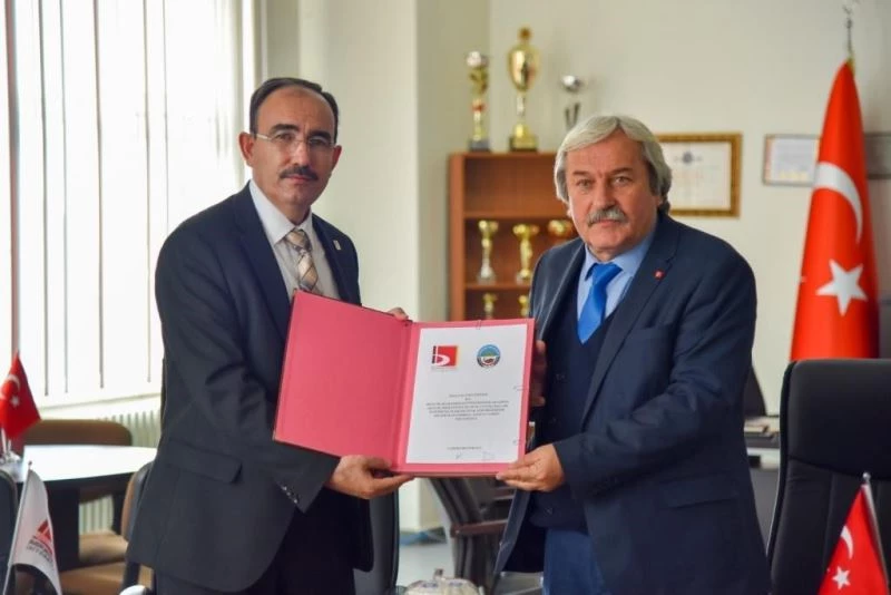 Kelemcioğlu ve Nezaket Ay konakları Şeyh Edebali Üniversitesi’ne tahsis edildi
