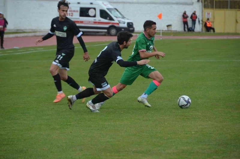 Isparta 32 Spor: 1  Kırklarelispor: 1
