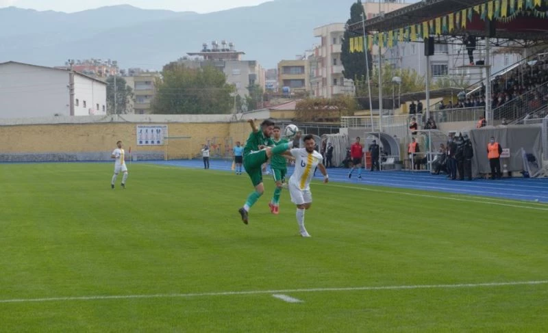 TFF 3. Lig: Osmaniyespor FK: 1 - Formül Erbaaspor: 1