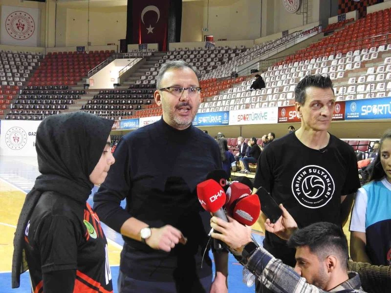 Bakan Kasapoğlu: “Yarının Sultanları” programına katıldı
