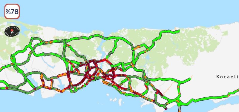 İstanbul’da lodos ve yağışlı hava trafiğini felç etti, yoğunluk yüzde 78’e ulaştı
