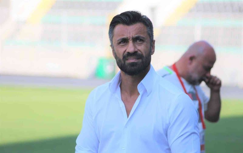 Kuşadasıspor’da, teknik direktör Ferhatoğlu görevi bıraktı
