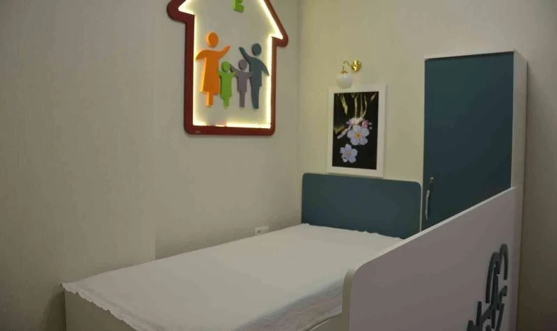 Anneler hastanede 5 yıldızlı otel konforunda sevgi misafirhanesinde ağırlanıyor
