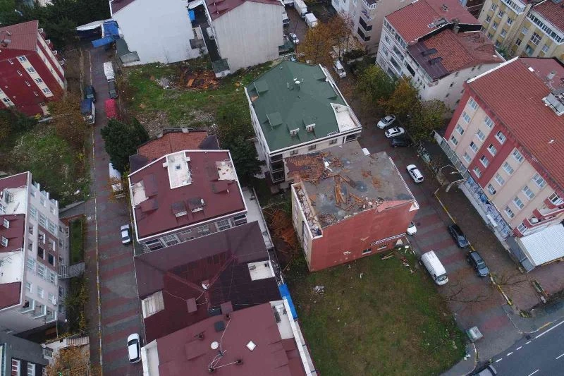 Beylikdüzü’ndeki lodos faciasının boyutu drone ile görüntülendi
