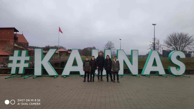Gediz Altınkent Ortaokulu’nun Erasmus ekibi Litvanya’dan döndü

