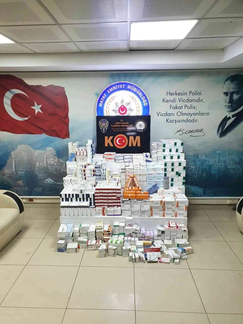 Hatay’da barkod numarası kazınmış bin 267 kutu tıbbi ilaç ele geçirildi

