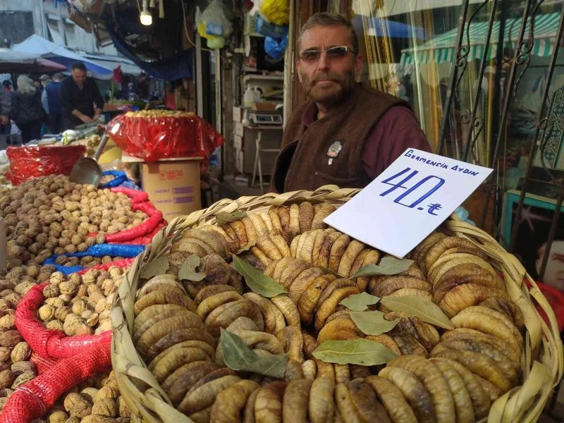 Kabızlık düşmanı kuru incir 40 lira
