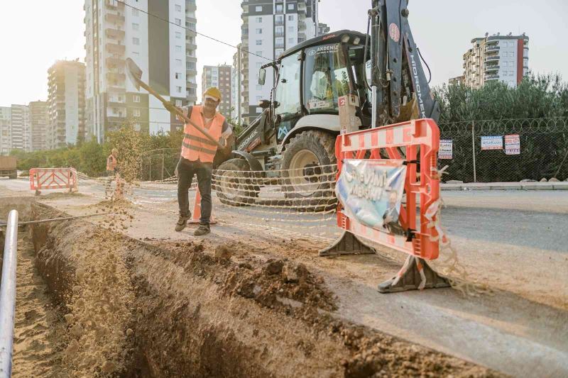 MESKİ, Göçmen Kavşağında deplase çalışmalarına devam ediyor
