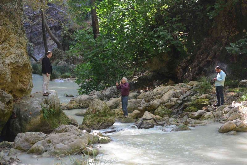 Karamanastır Şelalesi turizme kazandırılıyor
