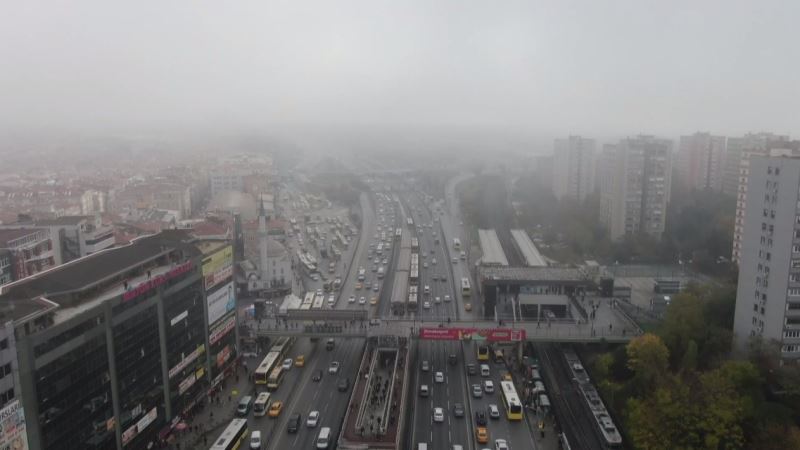 İstanbul’da sis etkili olan sis havadan görüntülendi
