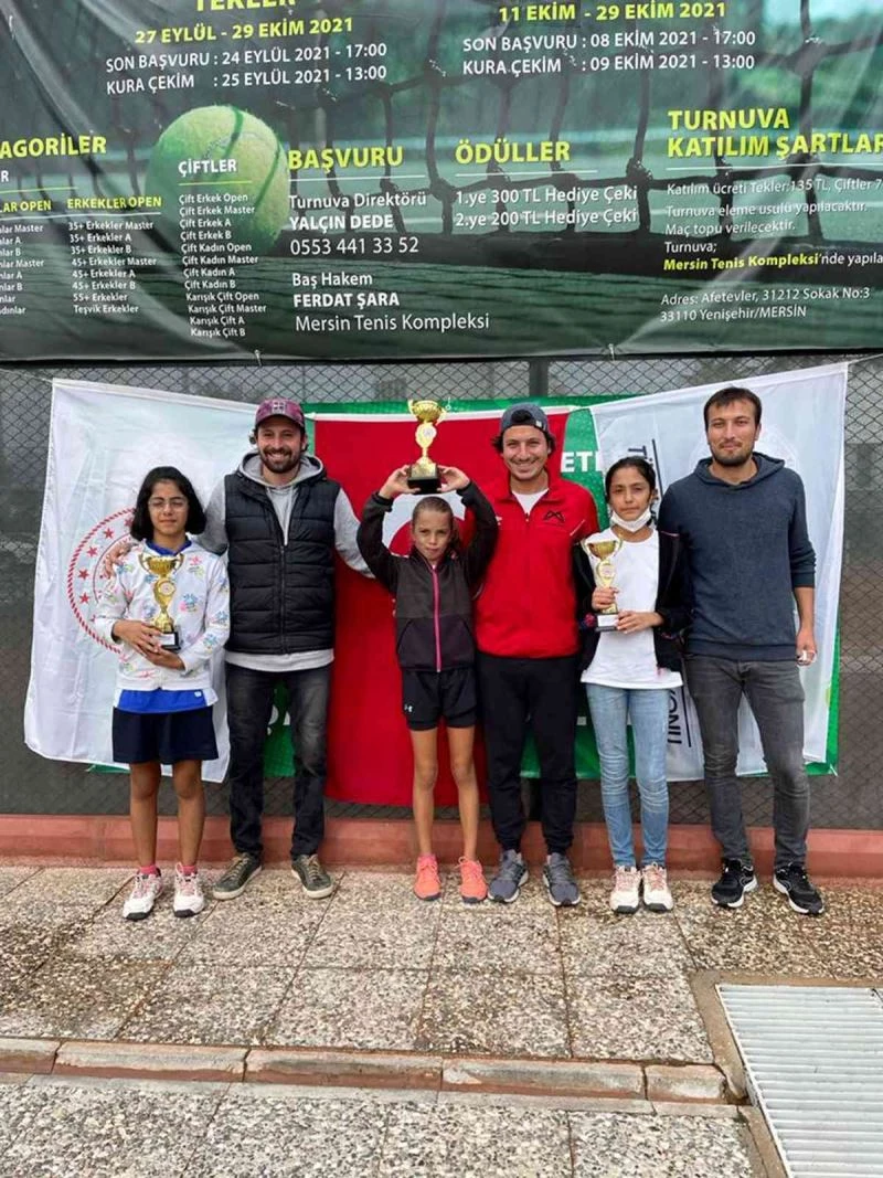 Türkiye Tenis Federasyonu Turnuvası birincisi Şimal Sultan Çetrez oldu
