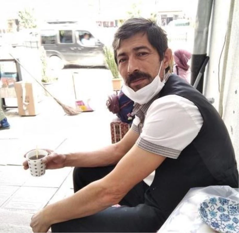 Ölüm yağan otomobilde 1 yaşındaki bebeğin yüzü kanlar içinde kaldı
