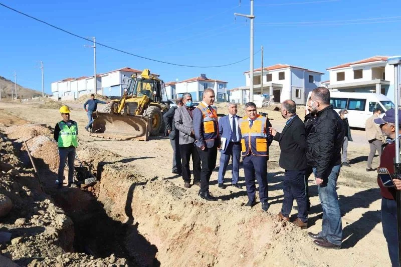 Tutşi Ergani Orhan Doğan Caddesini denetledi

