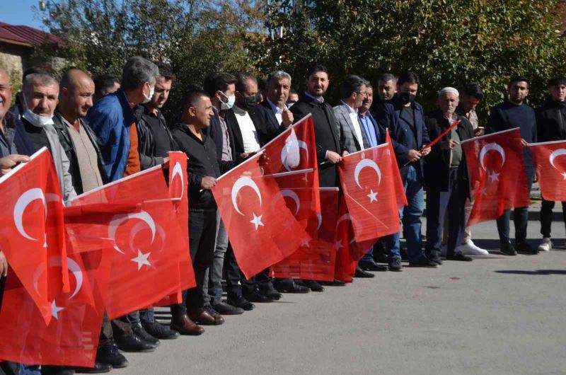 Şehit yakınları ve gazilerden İYİ Partili Türkkan’a tepki
