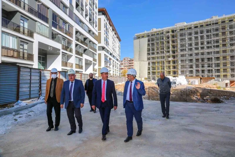 Başkan Kavuş, kooperatiflerin inşaat süreçlerini takip ediyor
