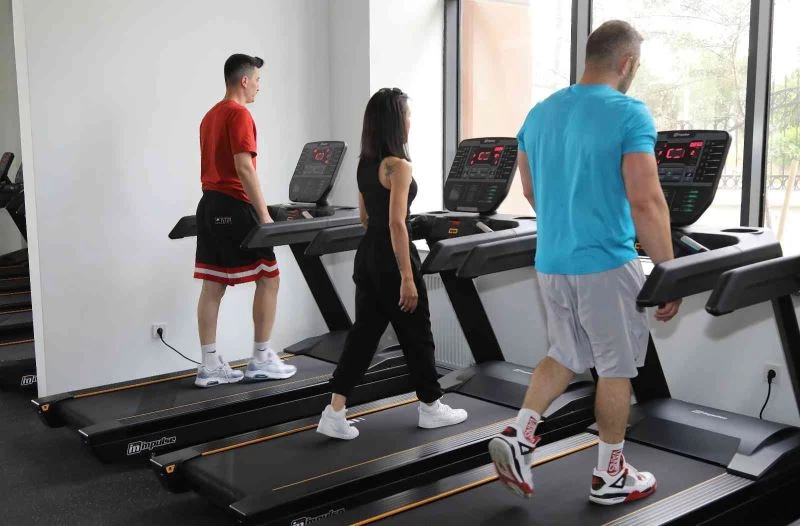 Çankaya’nın yüzme havuzları hizmetinizde
