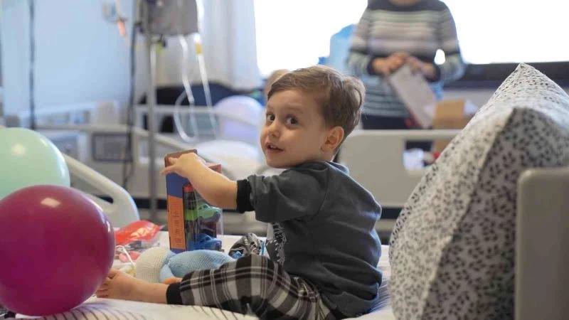 Tuzla Belediyesi’nden lösemi tedavisi gören çocukların yüzlerini güldüren sürpriz
