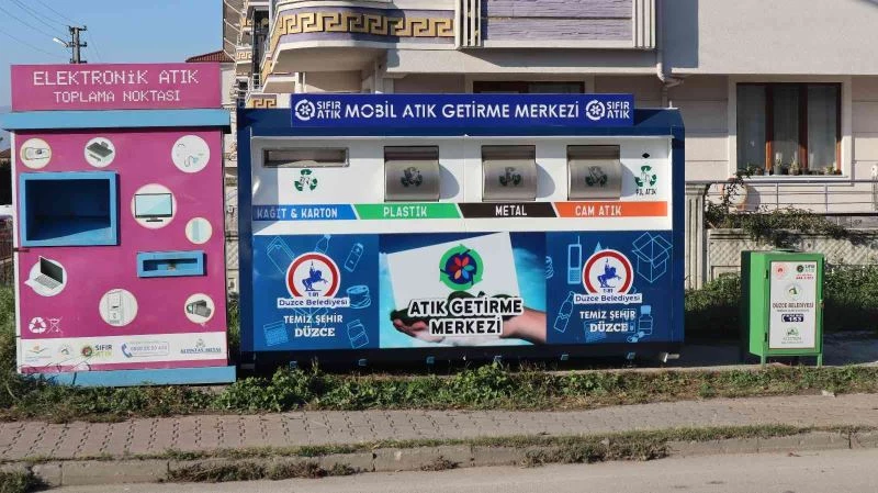 Mobil atık getirme merkezleri devrede
