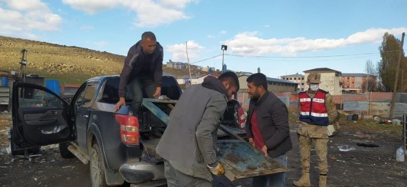 Kars’ta sulama kanallarının kapaklarını çalan hırsızlar yakalandı

