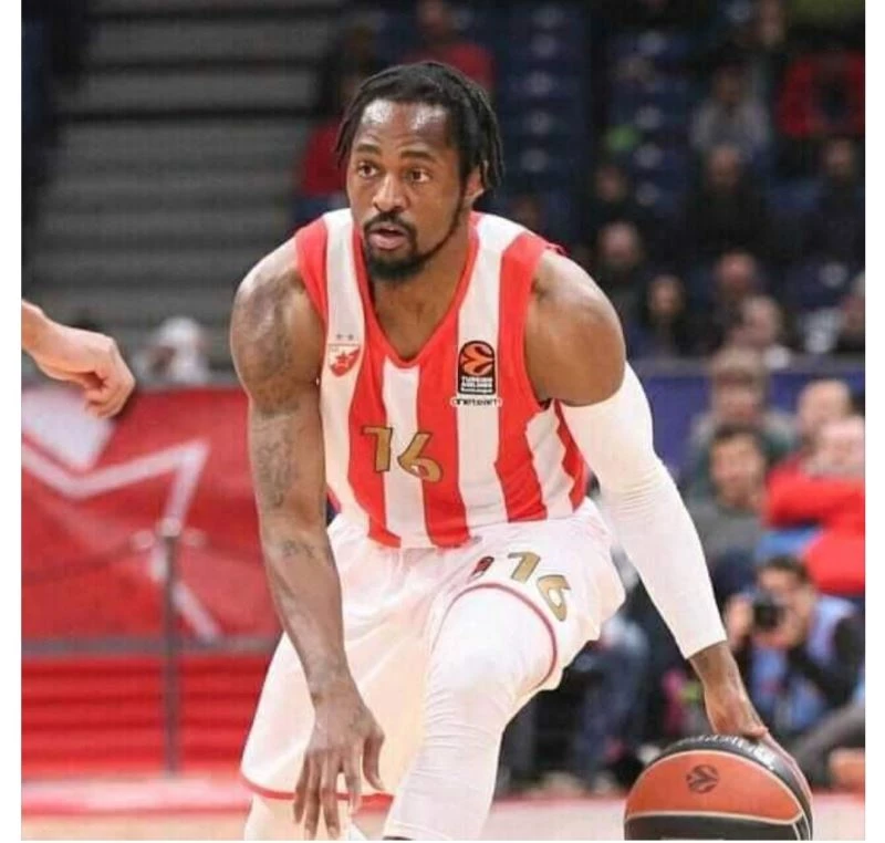 Kayıpları oynayan Merkezefendi Belediyesi Denizli Basket can suyu arıyor
