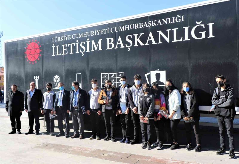 Dijital İletişim tırının 39’ncu durağı: Erzincan
