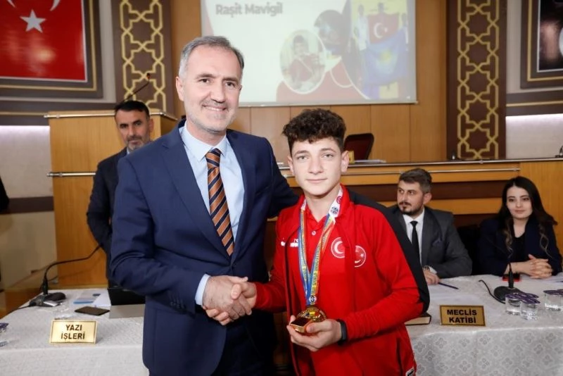 Taban dünya şampiyonunu ağırladı
