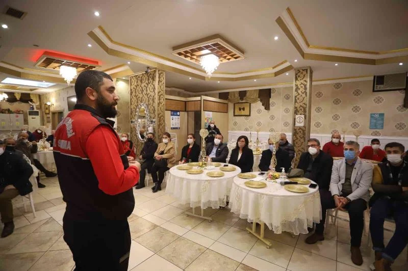 Kartal belediyesi tarafından afetler konusunda bilgilendirme yapıldı